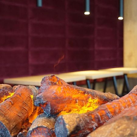 Hotel Gruener Baum Kaufbeuren Zewnętrze zdjęcie