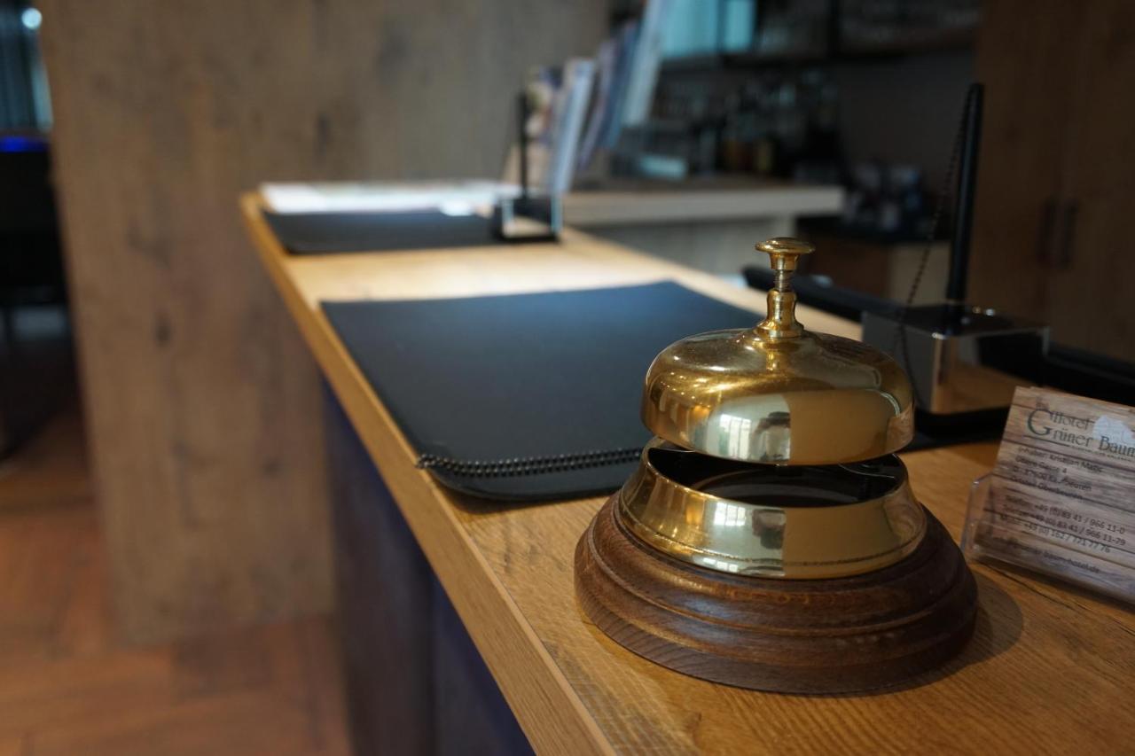 Hotel Gruener Baum Kaufbeuren Zewnętrze zdjęcie