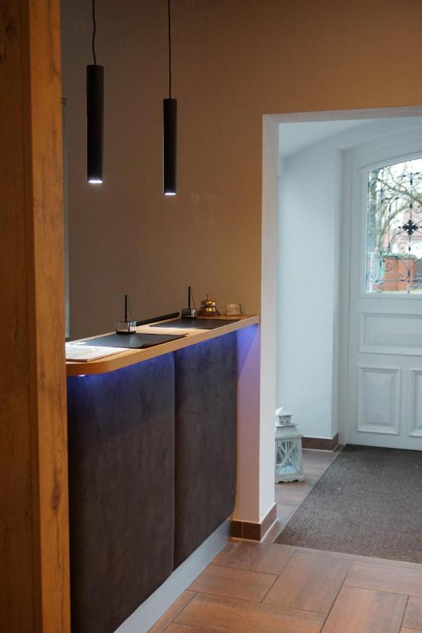 Hotel Gruener Baum Kaufbeuren Zewnętrze zdjęcie